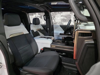 2024 GMC HUMMER EV SUV 2X
