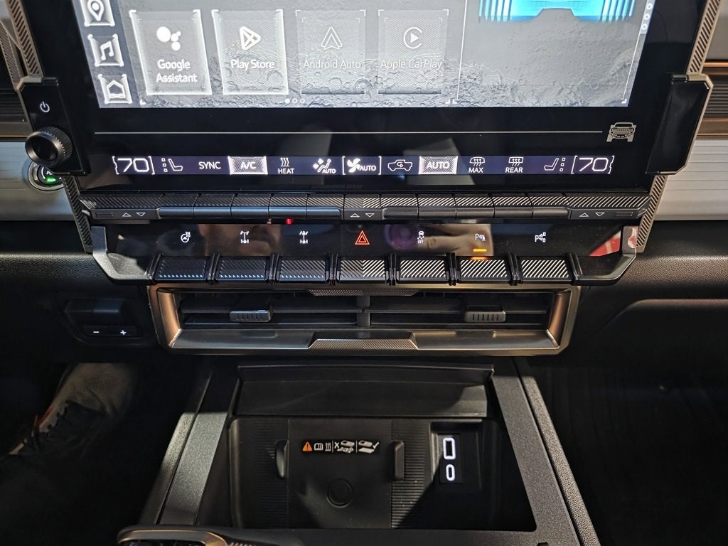 2024 GMC HUMMER EV SUV 2X