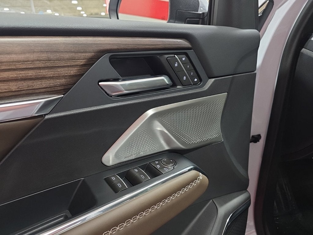 2027 GMC Acadia Denali Ultimate