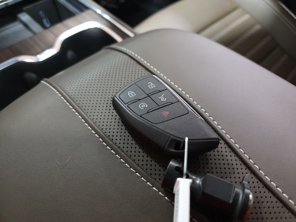 2027 GMC Acadia Denali Ultimate