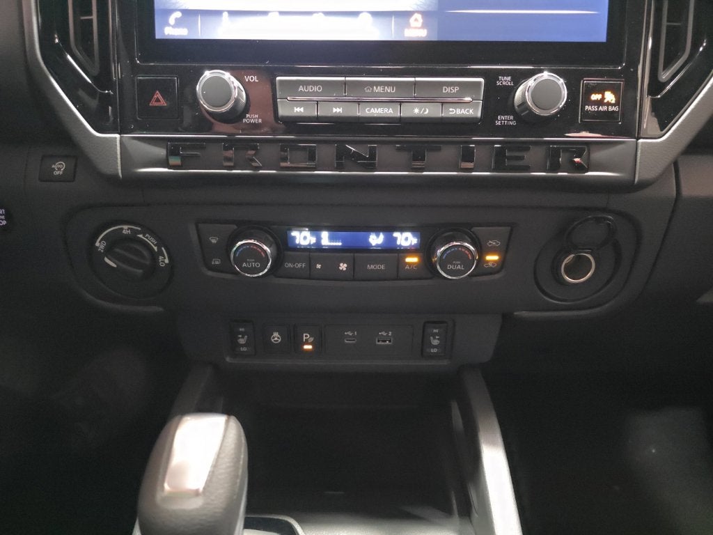 2027 Nissan Frontier SV