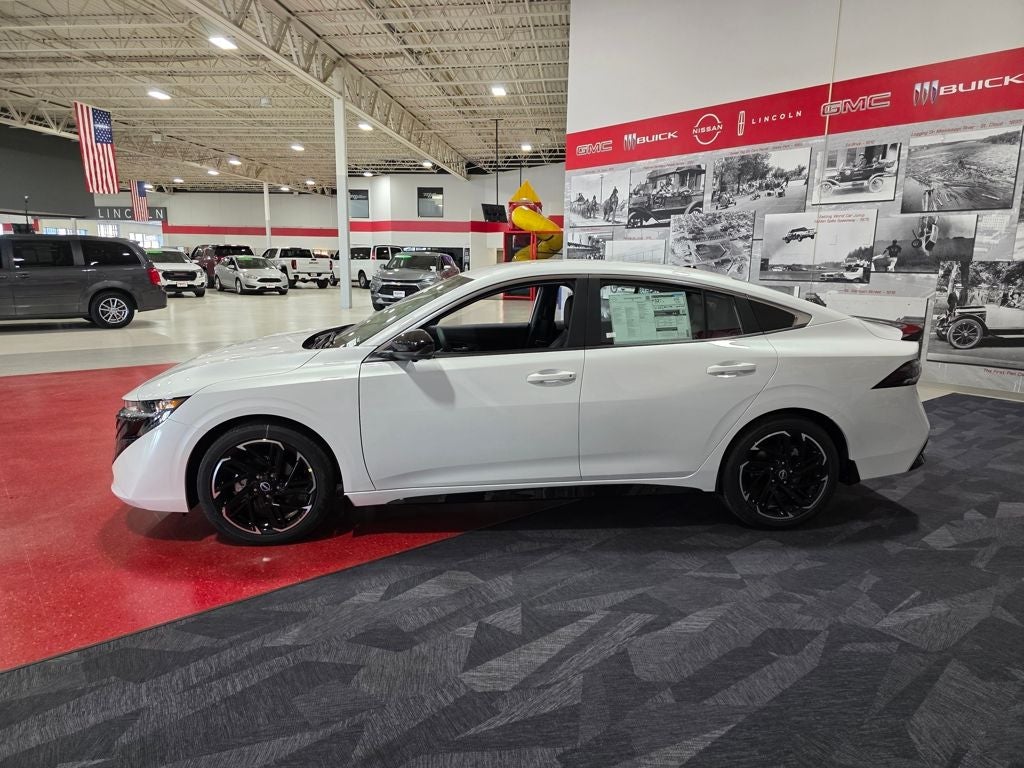 2026 Nissan Sentra SR