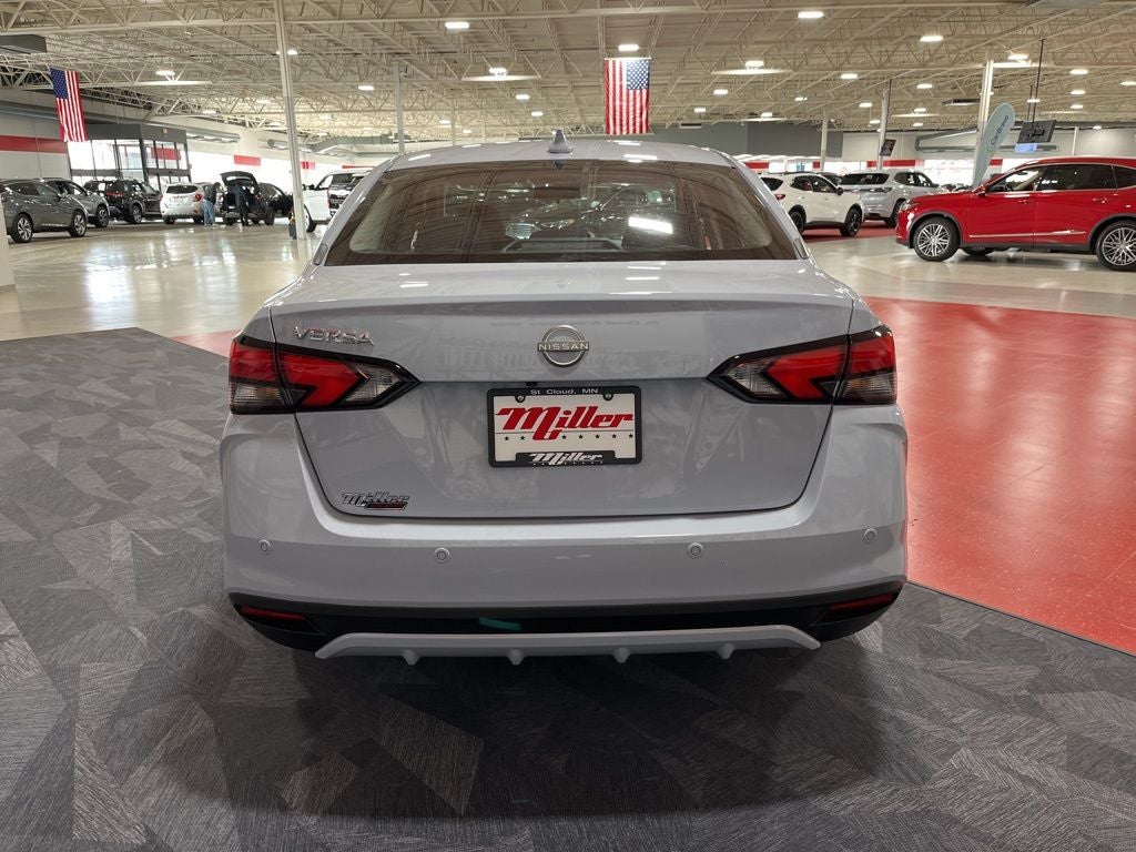 2025 Nissan Versa 1.6 SV