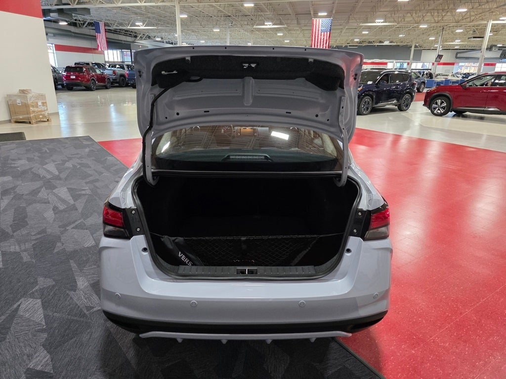 2025 Nissan Versa 1.6 SV