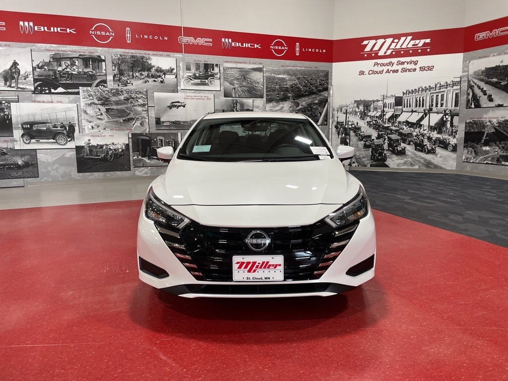 2025 Nissan Versa 1.6 SV