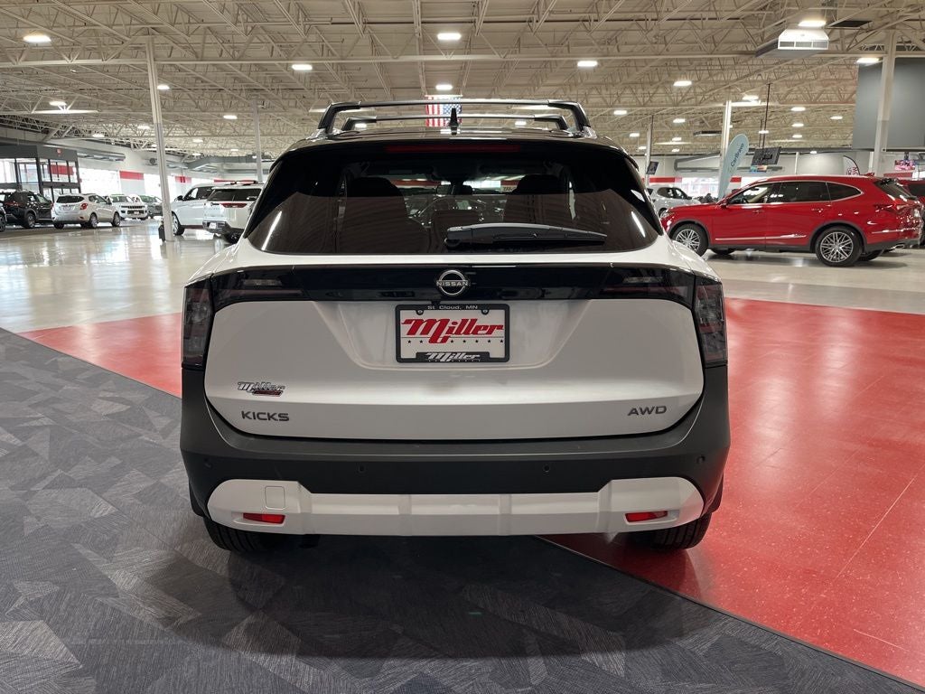 2026 Nissan Kicks SV