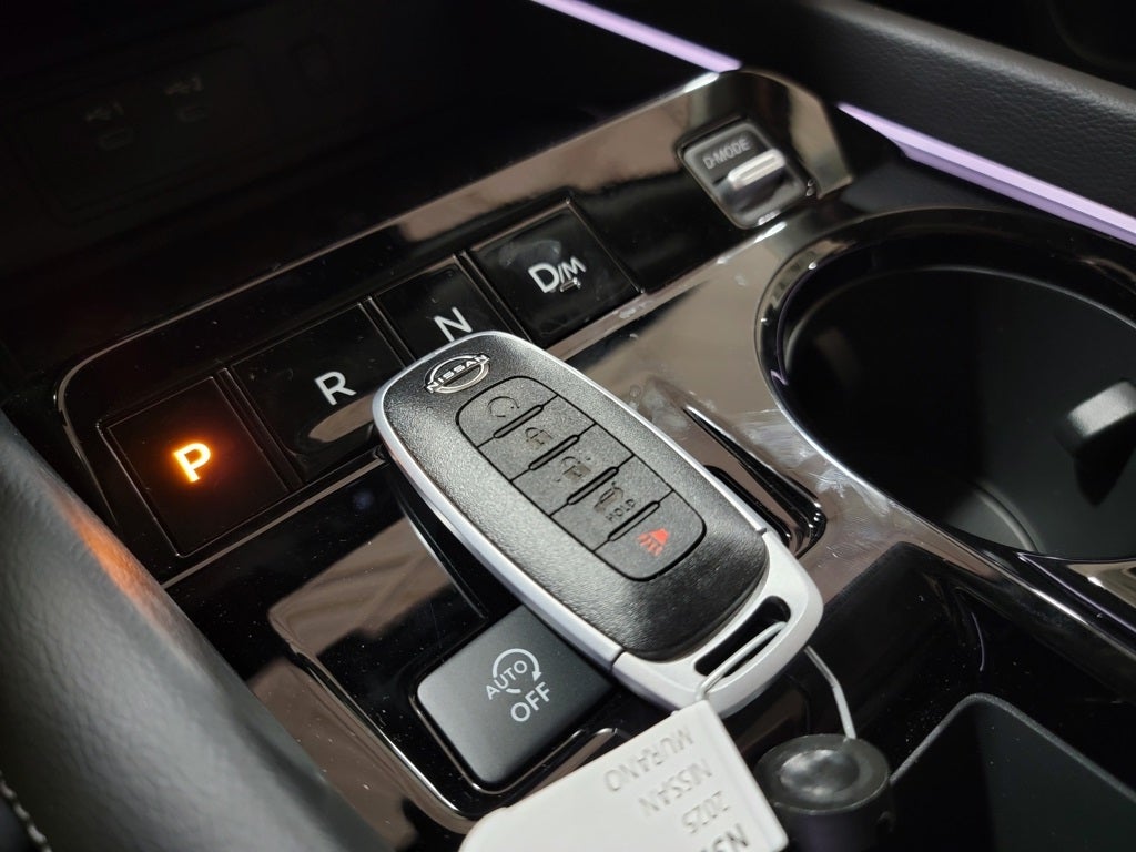 2025 Nissan Murano SL