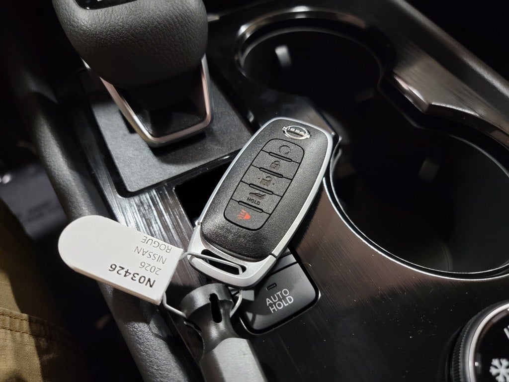 2026 Nissan Rogue SV