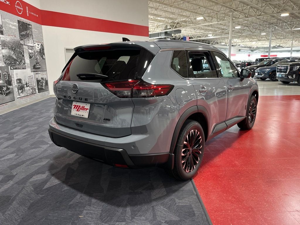 2026 Nissan Rogue Dark Armor
