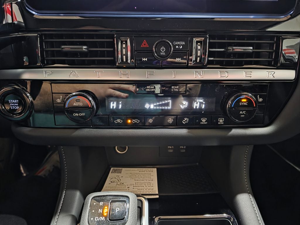 2026 Nissan Pathfinder SV