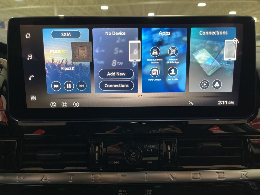 2026 Nissan Pathfinder SV