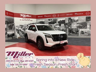 2026 Nissan Pathfinder SV