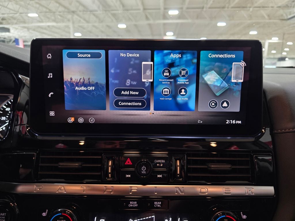 2026 Nissan Pathfinder SV
