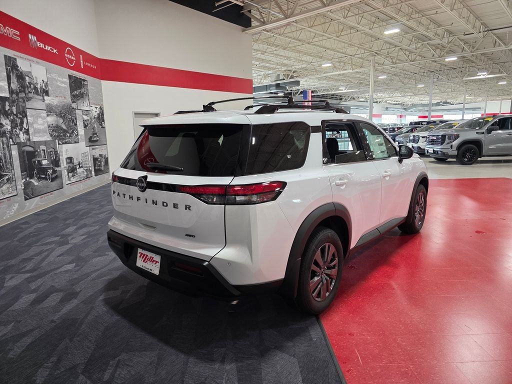 2026 Nissan Pathfinder SV