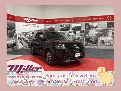 2026 Nissan Pathfinder SL