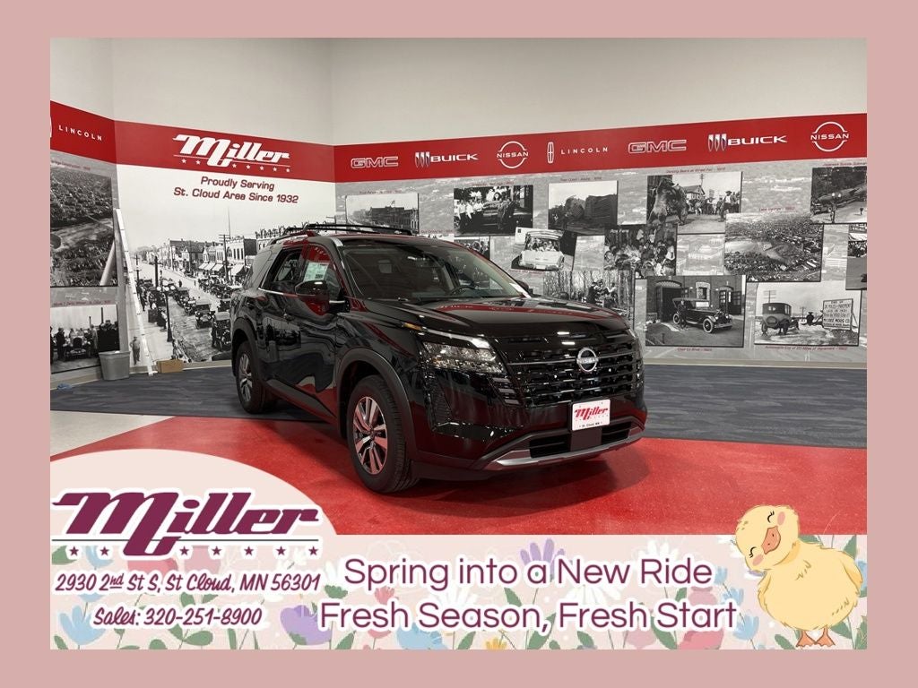 2026 Nissan Pathfinder SL