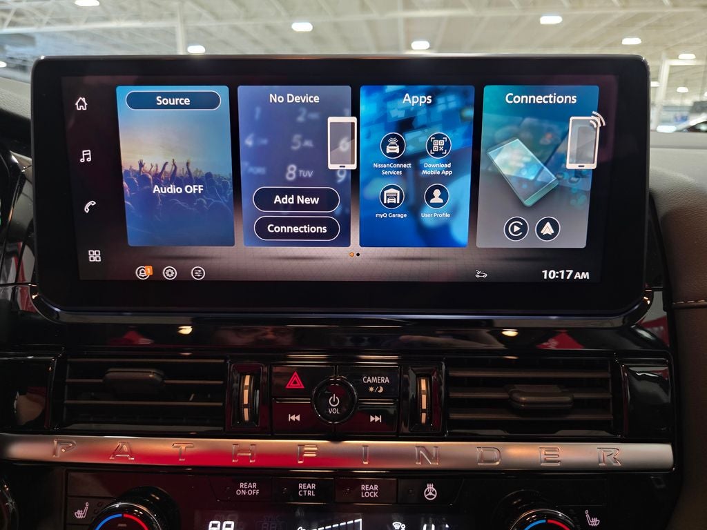 2026 Nissan Pathfinder SL