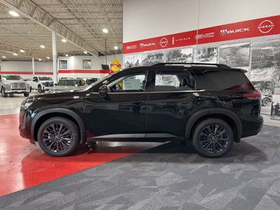 2026 Nissan Pathfinder SL