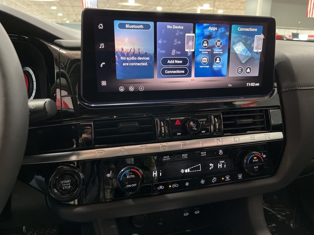 2026 Nissan Pathfinder SL