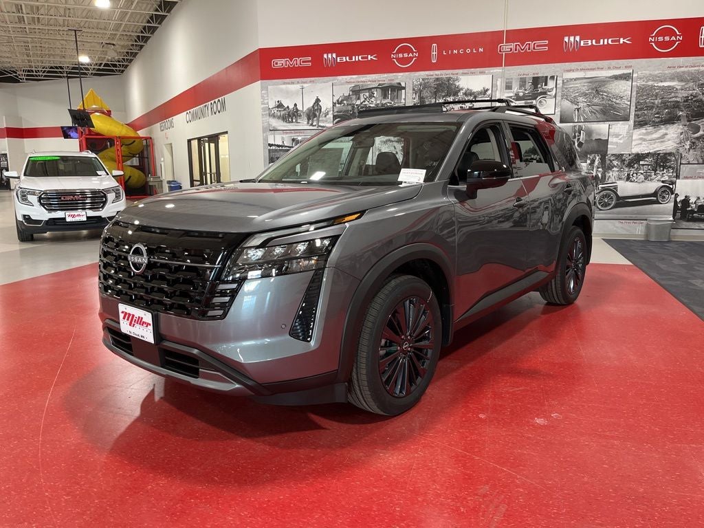 2026 Nissan Pathfinder SL