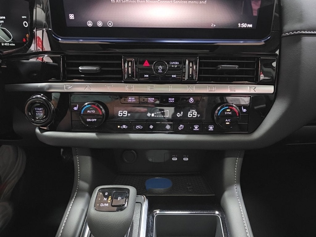 2026 Nissan Pathfinder SL