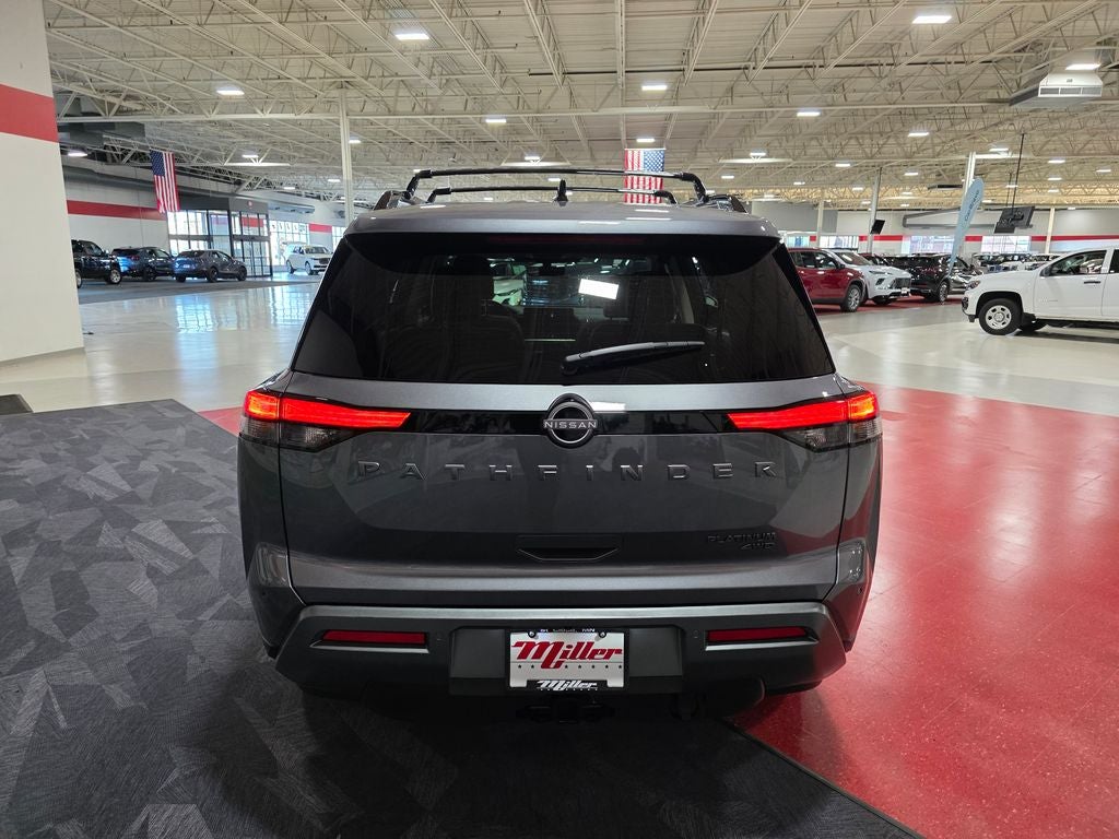 2026 Nissan Pathfinder Platinum