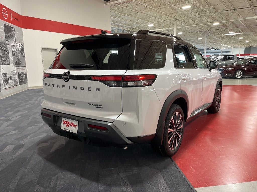 2026 Nissan Pathfinder Platinum