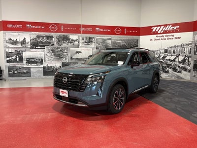 2026 Nissan Pathfinder Platinum