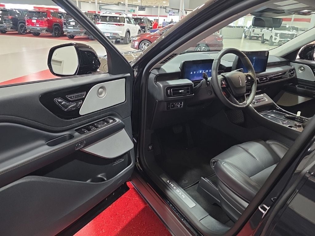 2027 Lincoln Aviator Reserve