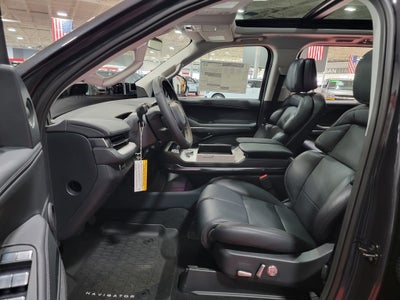 2025 Lincoln Navigator L Reserve