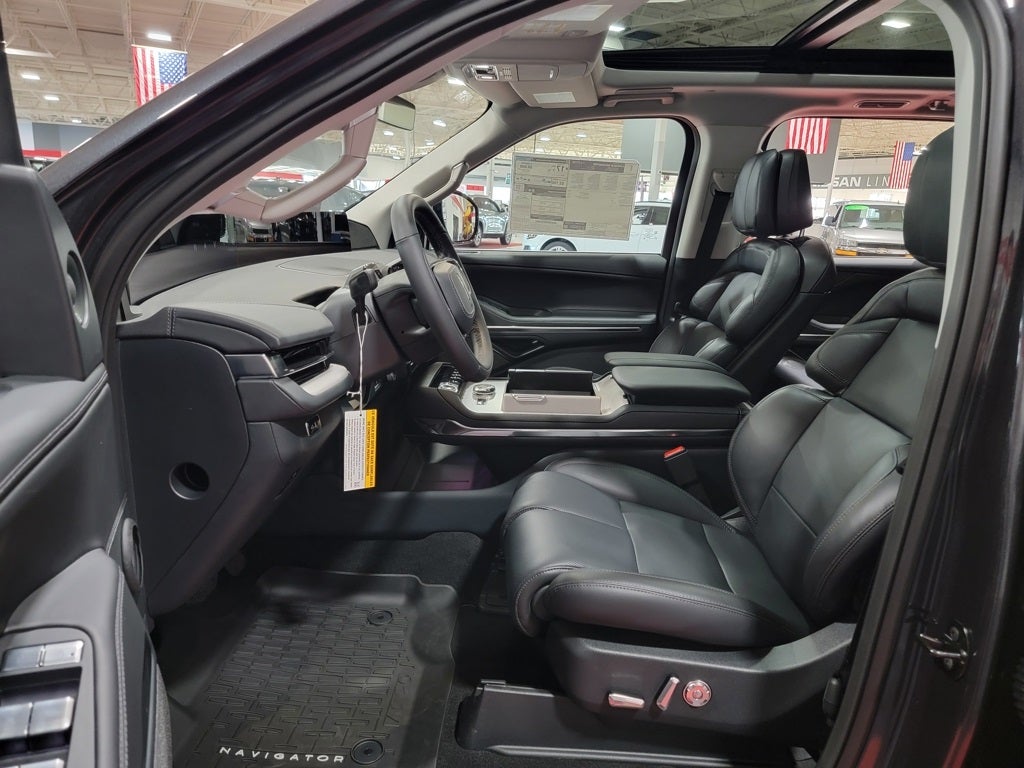 2025 Lincoln Navigator L Reserve