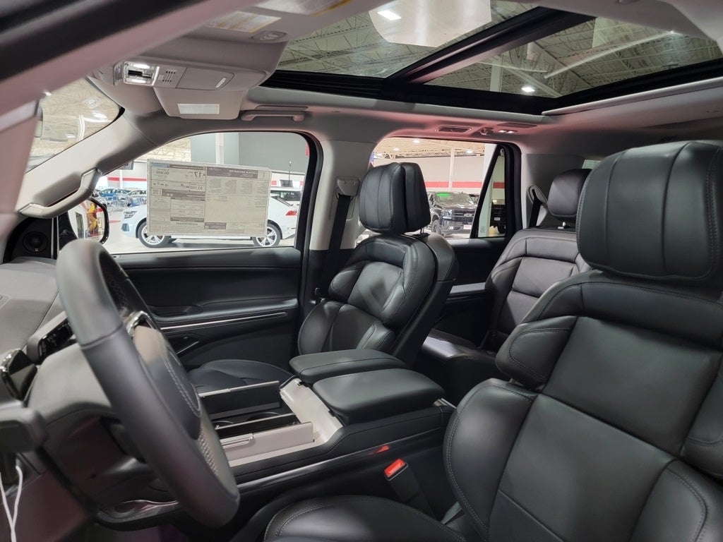 2025 Lincoln Navigator L Reserve