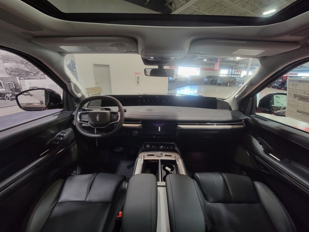 2025 Lincoln Navigator L Reserve