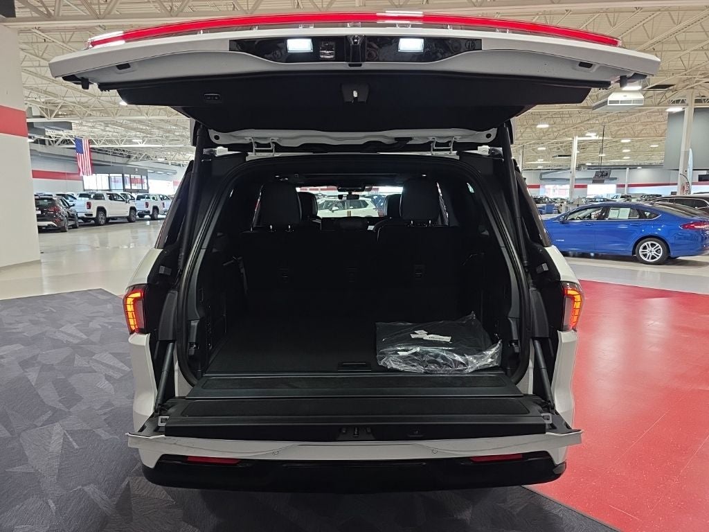 2027 Lincoln Navigator L Reserve