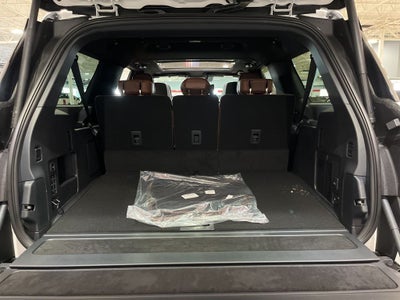 2026 Lincoln Navigator L Reserve
