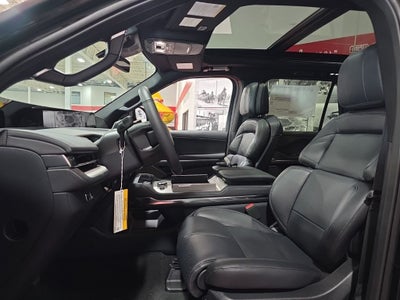 2027 Lincoln Navigator L Reserve