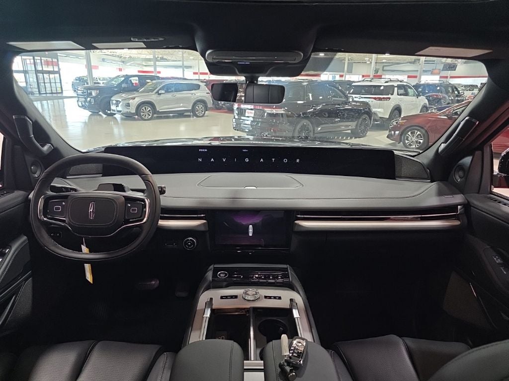 2027 Lincoln Navigator L Reserve
