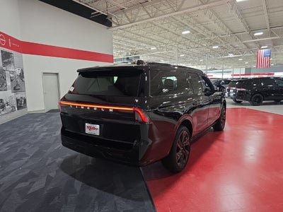 2027 Lincoln Navigator L Reserve