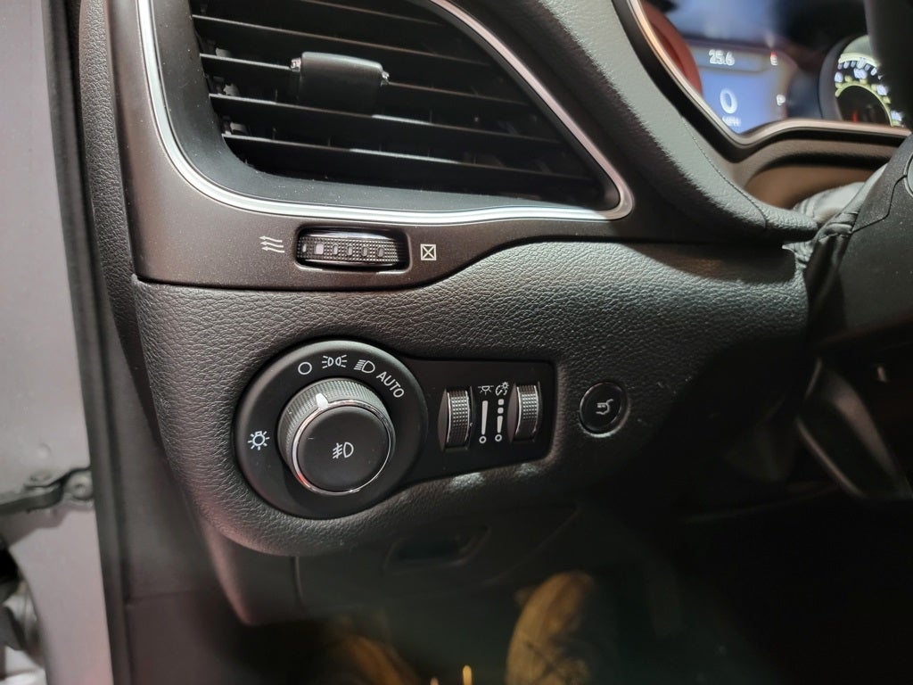 2021 Jeep Cherokee Trailhawk