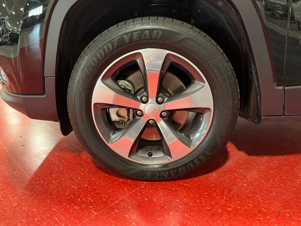 2019 Jeep Cherokee Limited CarBravo Certified