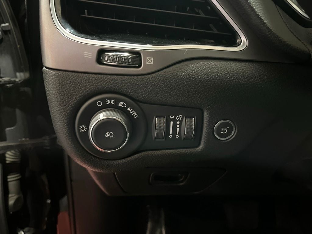2019 Jeep Cherokee Limited CarBravo Certified