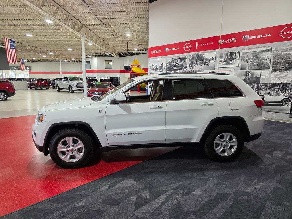 2016 Jeep Grand Cherokee Laredo