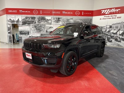 2023 Jeep Grand Cherokee Altitude