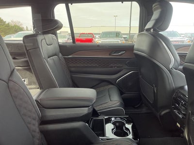 2024 Jeep Grand Cherokee L Summit