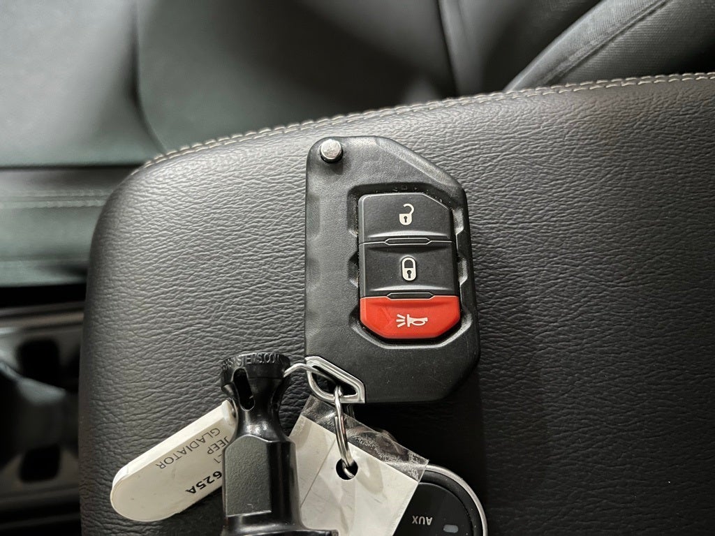 2021 Jeep Gladiator Overland