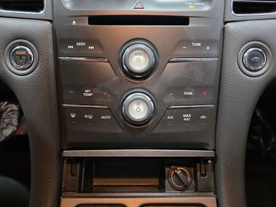 2018 Ford Taurus SEL