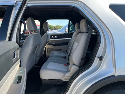 2018 Ford Explorer Base