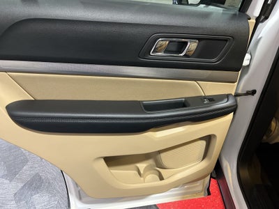 2017 Ford Explorer Base