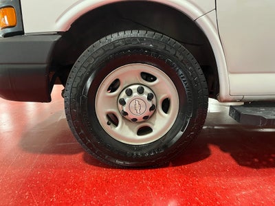 2016 Chevrolet Express 2500 LS Passenger