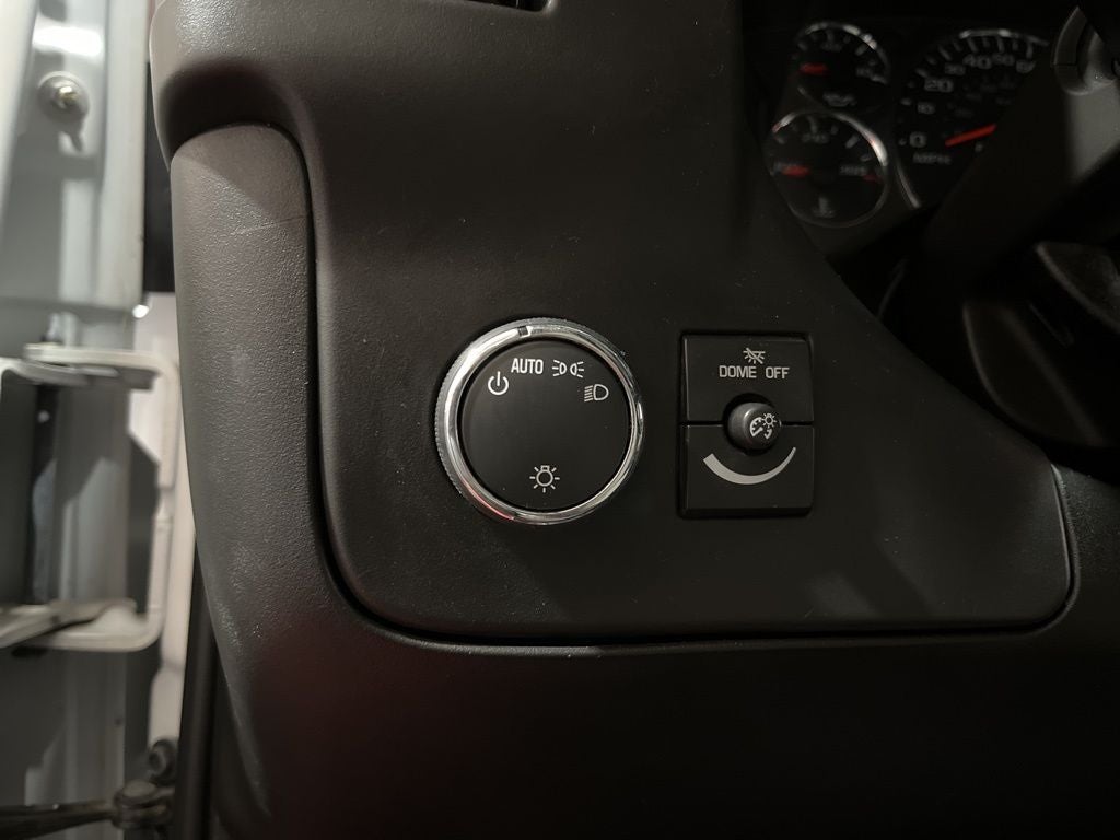 2020 Chevrolet Express 3500 LS Passenger